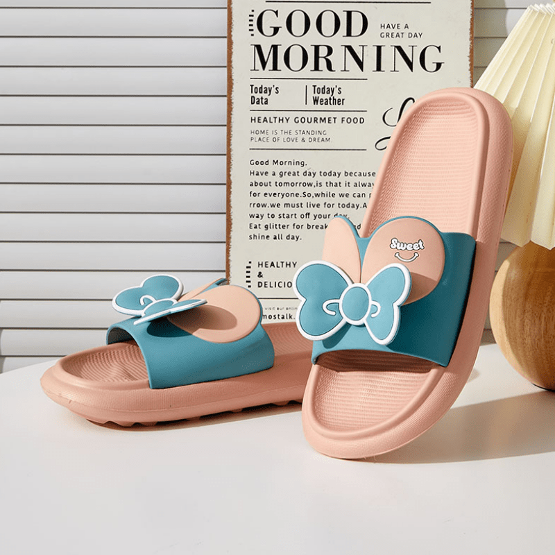 S1 Bow Tie Patch Slippers